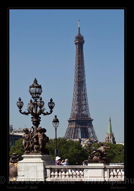 Eiffel Tower 019.jpg